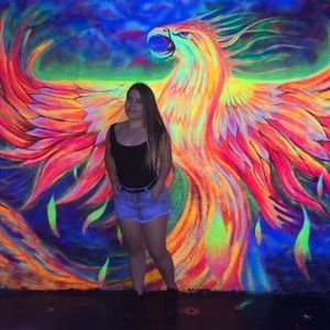 Meet your Posher, Anyhela